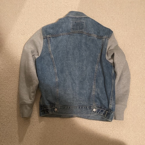 Levi’s Jean Jacket Small - Picture 2 of 2